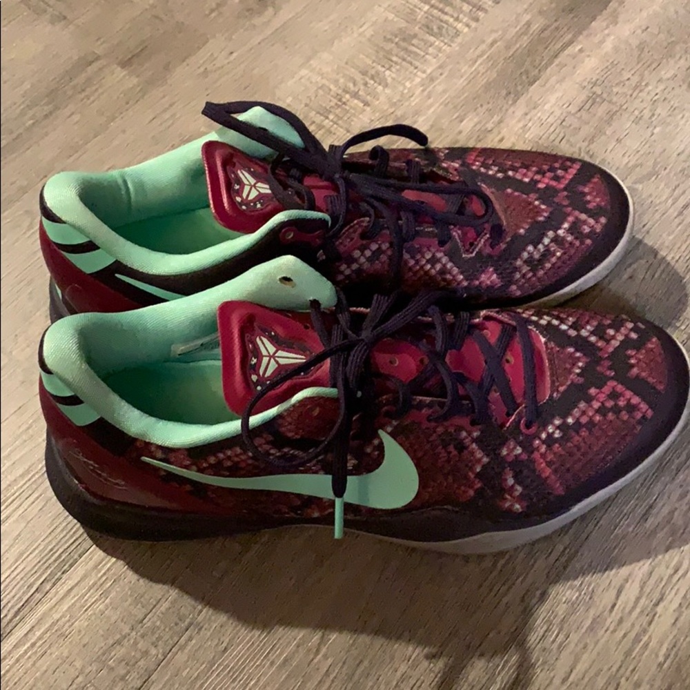 Kobe 8 pit viper Nike